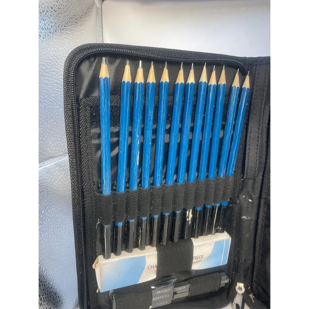 Castle Arts Piece Premium Quality Drawing Set - Graphite,Pastel, Charcoal
